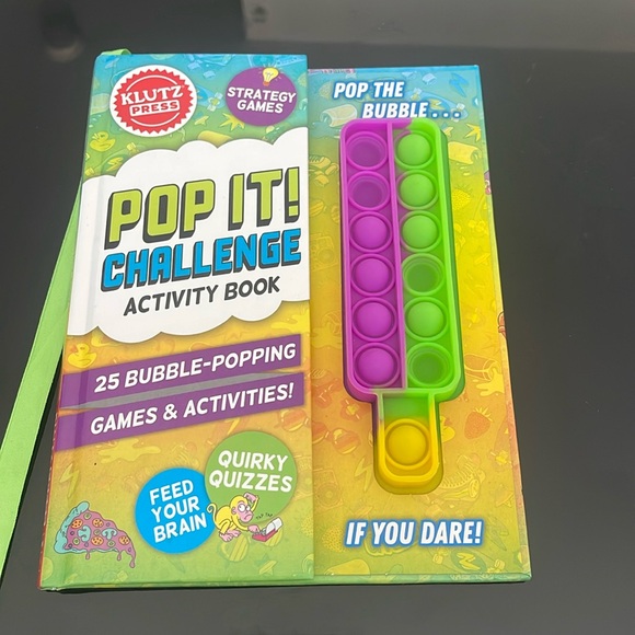 Pop it challenge book - Picture 1 of 3